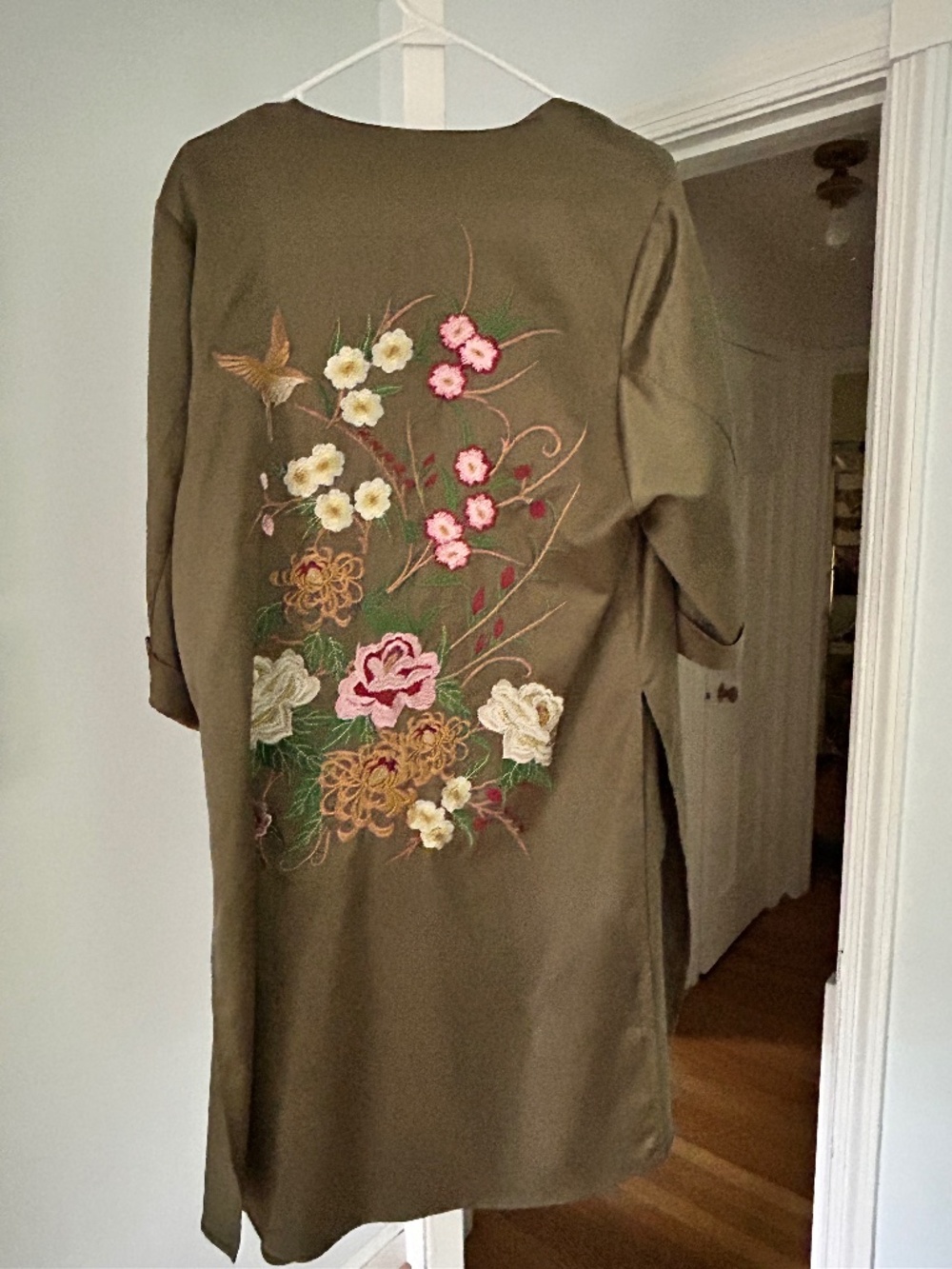 Anthropologie Floreat embroidered kimono